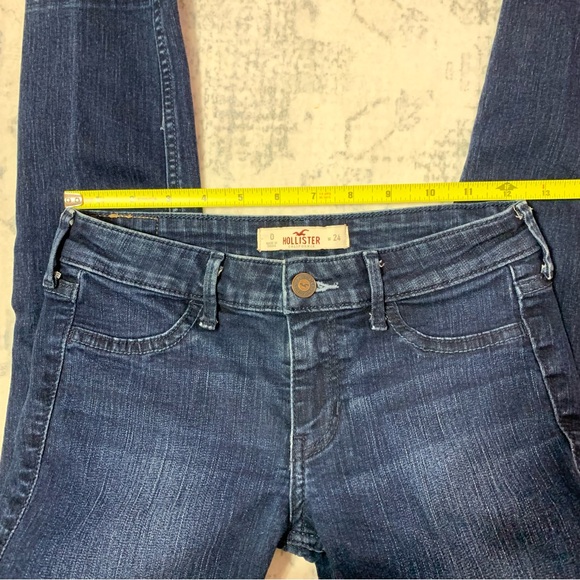 Hollister Deep Indigo Skinny Jeans 0 - Picture 6 of 7